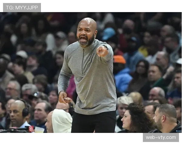 高位压迫+低位防守 比克斯塔夫打造活塞铁血体系 高位压迫+低位防守 比克斯塔夫打造活塞铁血体系