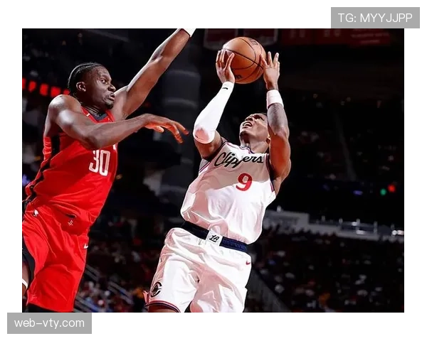 马瑟林投篮命中率42.9% 快船新援进攻效率仍有提升空间 马瑟林投篮命中率42.9% 快船新援进攻效率仍有提升空间