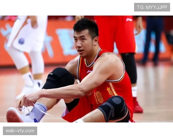 邹雨宸20分内线强打显威力 北控中锋篮板保护需提升 邹雨宸20分内线强打显威力 北控中锋篮板保护需提升